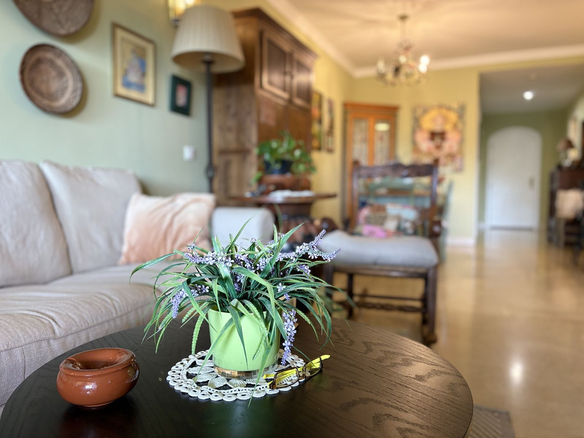 Appartement te koop in Elviria | 2 slaapkamers H5325427