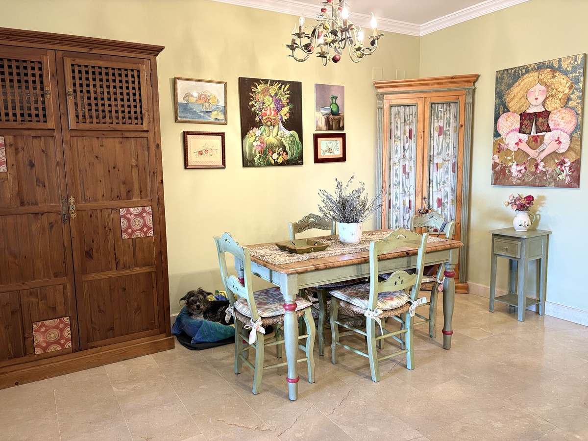Appartement te koop in Elviria | 2 slaapkamers H5325427