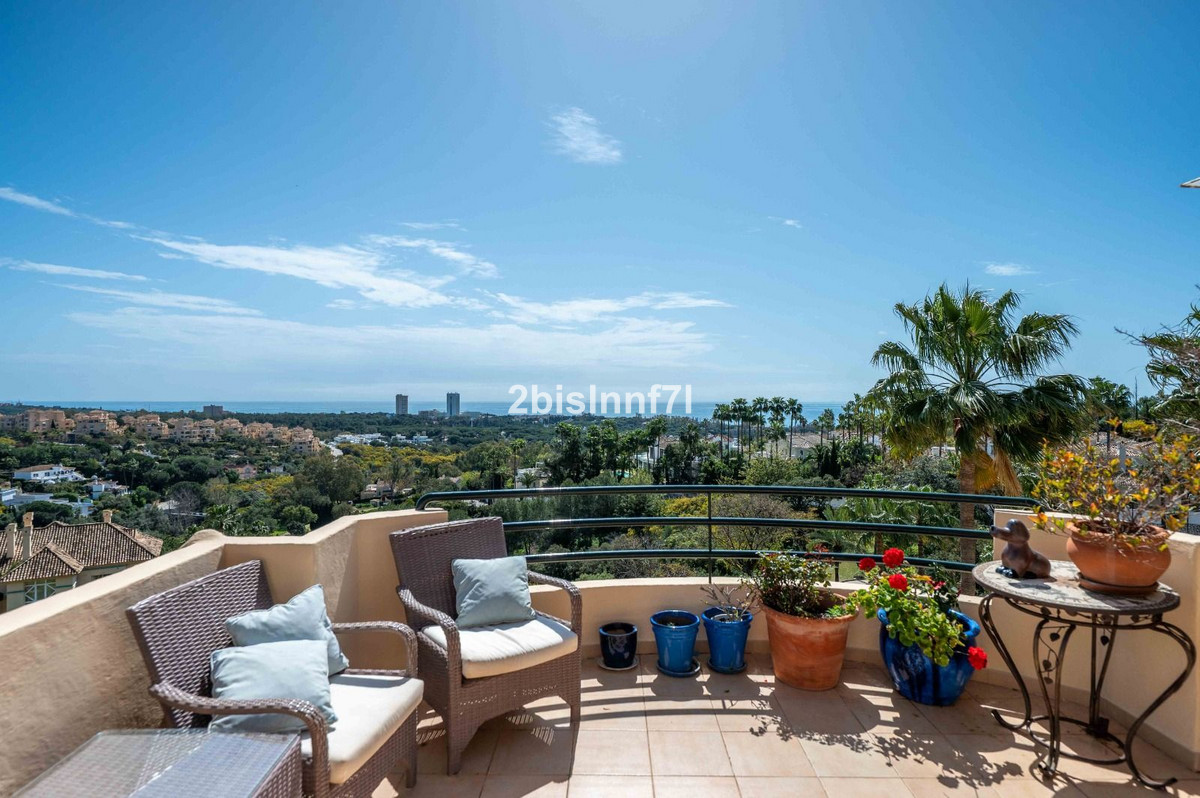 Penthouse Duplex te koop in Elviria | 3 slaapkamers H5337391