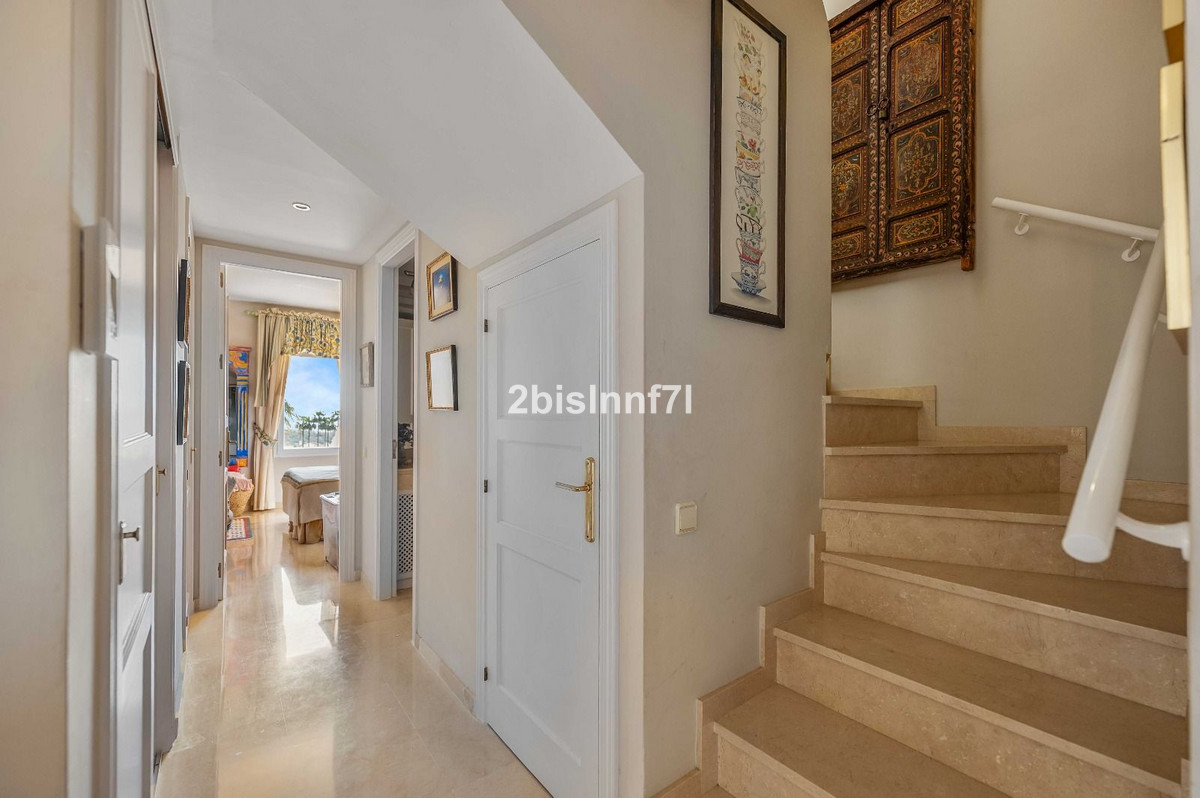 Penthouse Duplex te koop in Elviria | 3 slaapkamers H5337391