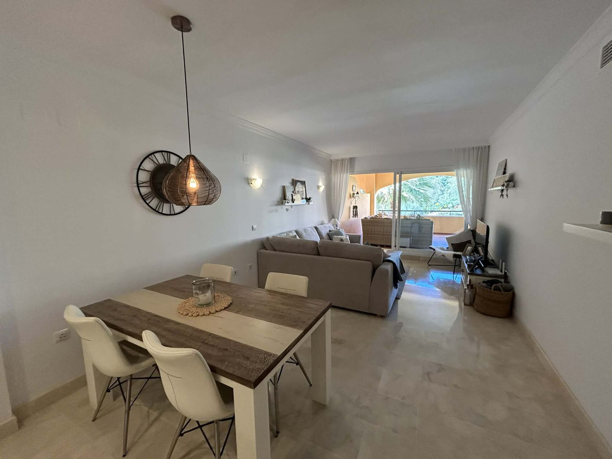 Appartement te koop in Elviria | 2 slaapkamers H5338612