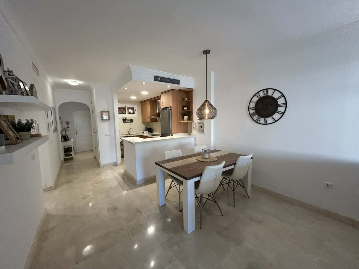 Appartement te koop in Elviria | 2 slaapkamers H5338612