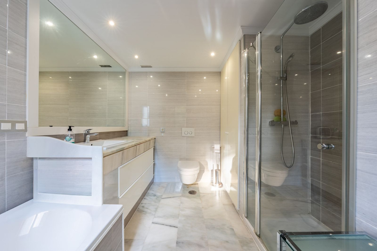 Penthouse te koop in Elviria | 2 slaapkamers H5342119