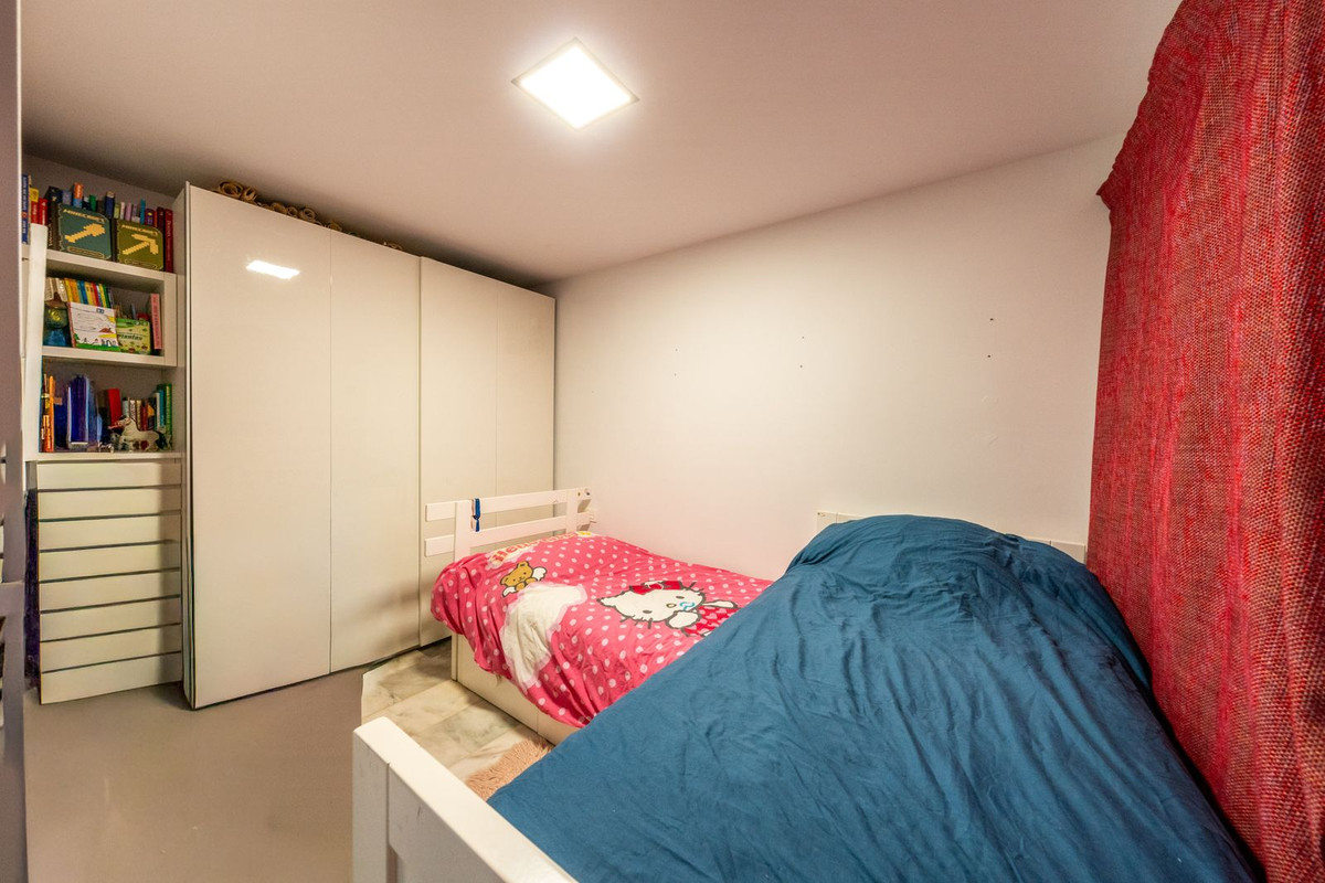 Penthouse te koop in Elviria | 2 slaapkamers H5342119