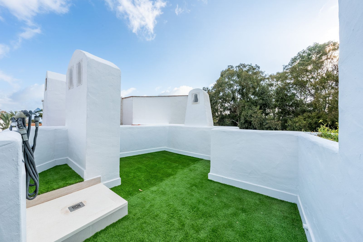 Penthouse te koop in Elviria | 2 slaapkamers H5342119