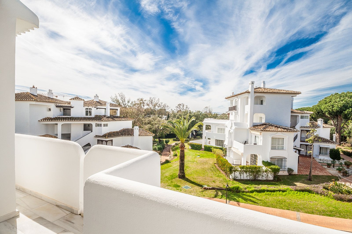 Appartement te koop in Elviria | 2 slaapkamers H5347222