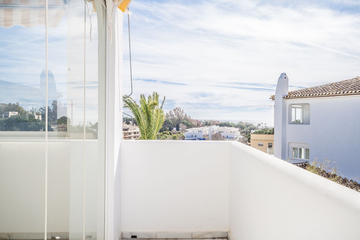 Appartement te koop in Elviria | 2 slaapkamers H5347222