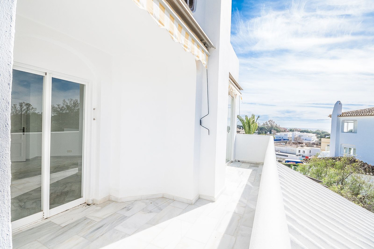 Appartement te koop in Elviria | 2 slaapkamers H5347222