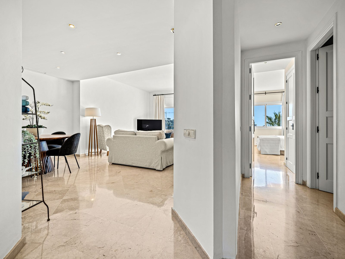 Appartement te koop in Elviria | 3 slaapkamers H5348806