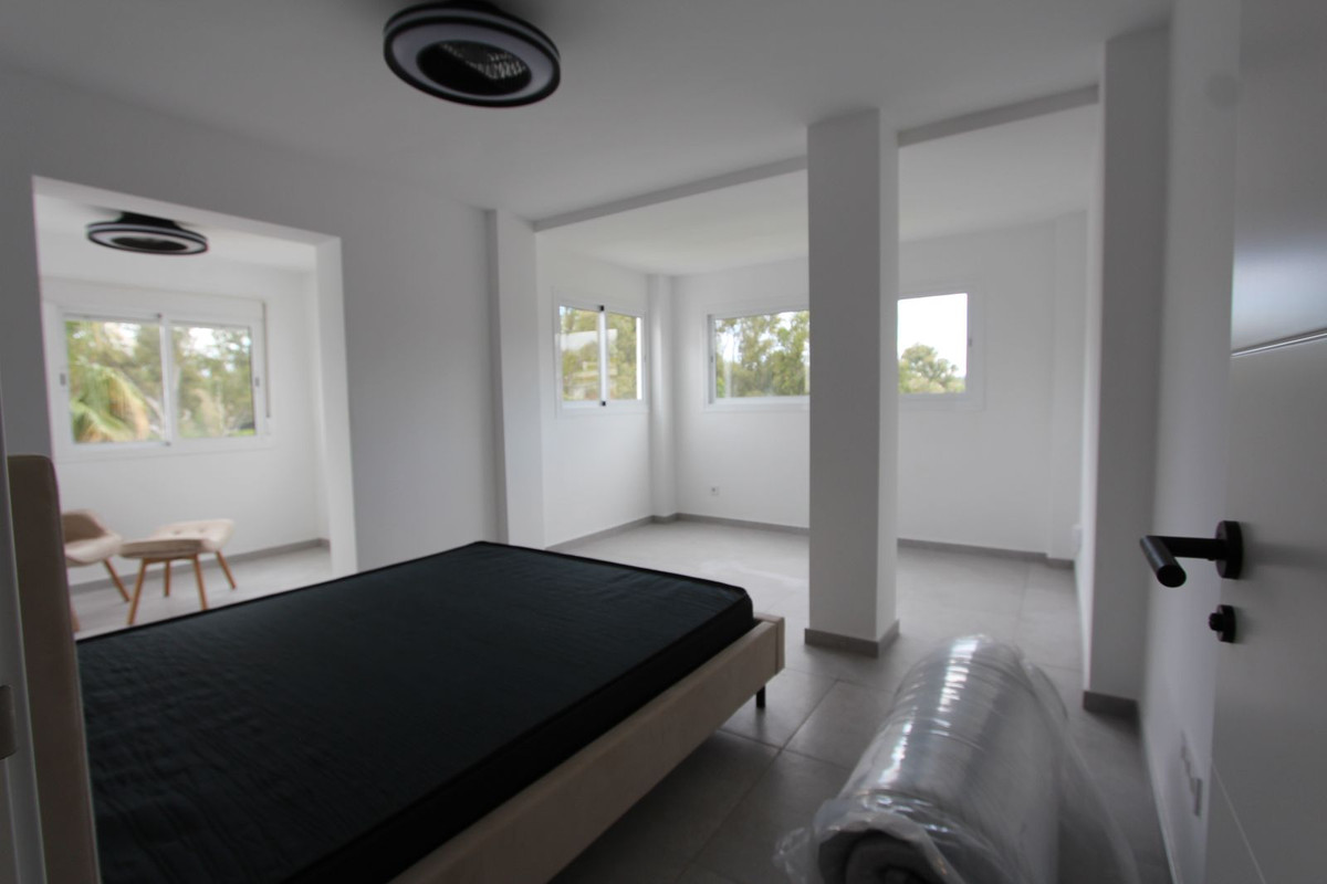 Penthouse Duplex te koop in Elviria | 3 slaapkamers H5351002