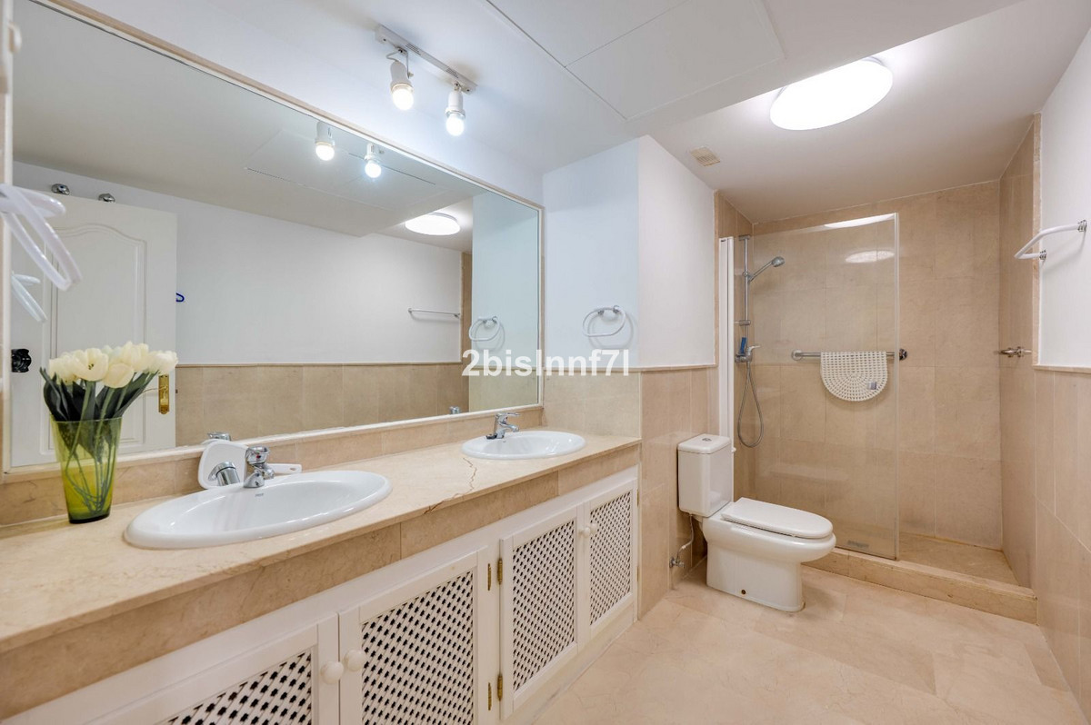 Appartement te koop in Elviria | 3 slaapkamers H5354098