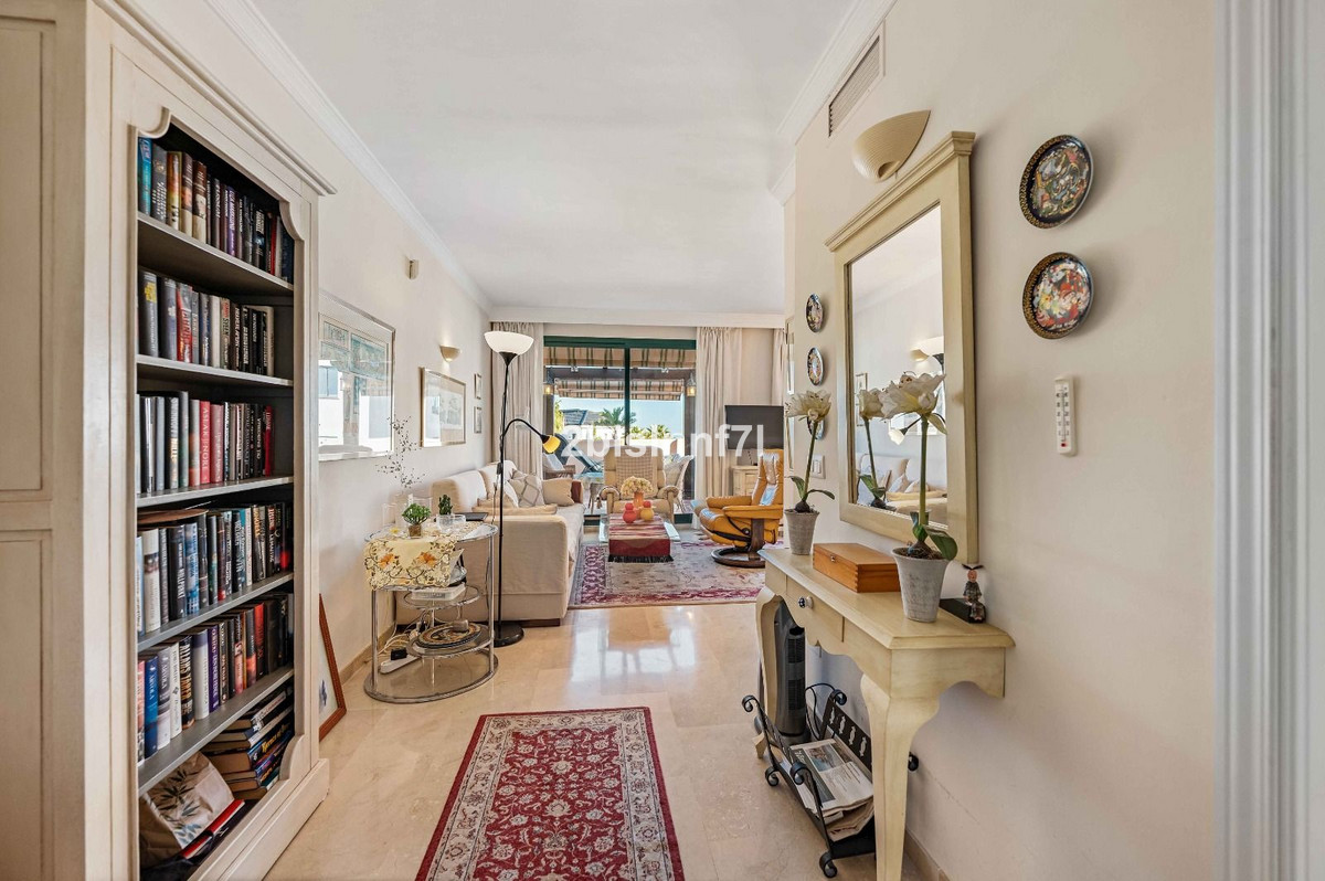 Appartement te koop in Elviria | 3 slaapkamers H5354098