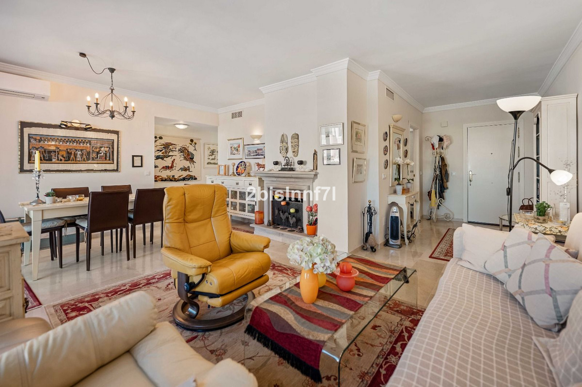 Appartement te koop in Elviria | 3 slaapkamers H5354098