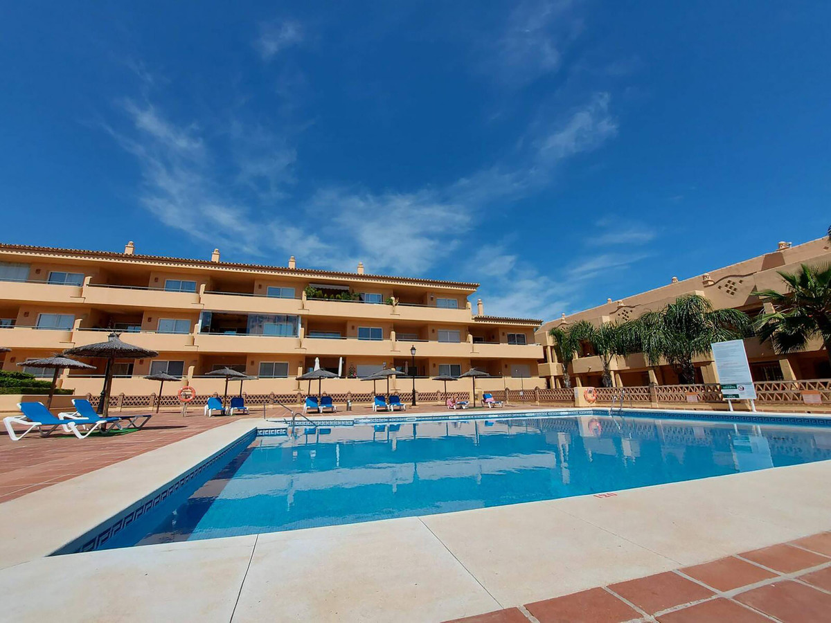 Appartement te koop in Elviria | 2 slaapkamers H5359123