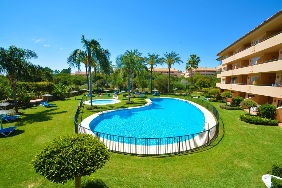 Appartement te koop in Elviria | 2 slaapkamers H5359123