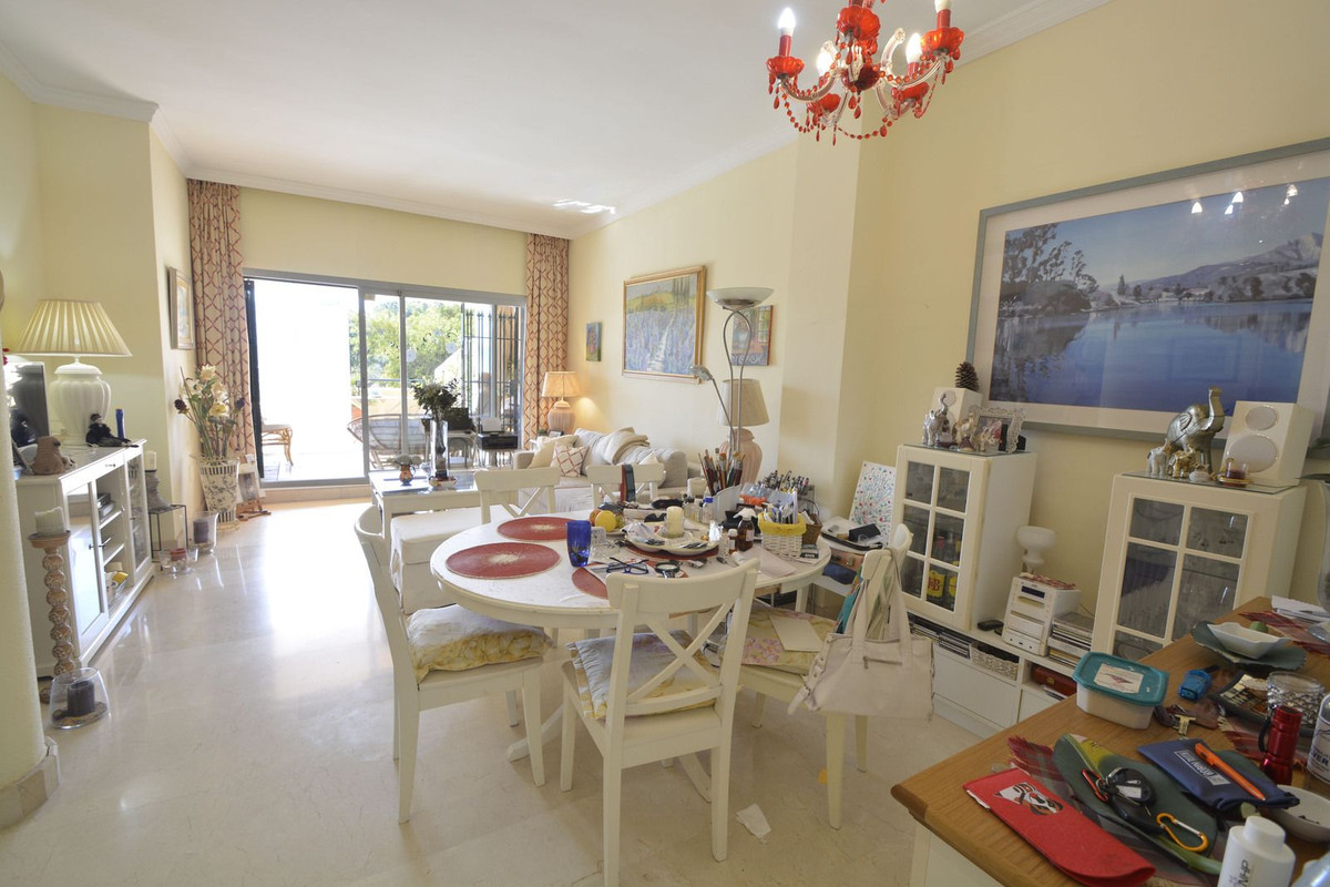Appartement te koop in Elviria | 2 slaapkamers H5359123
