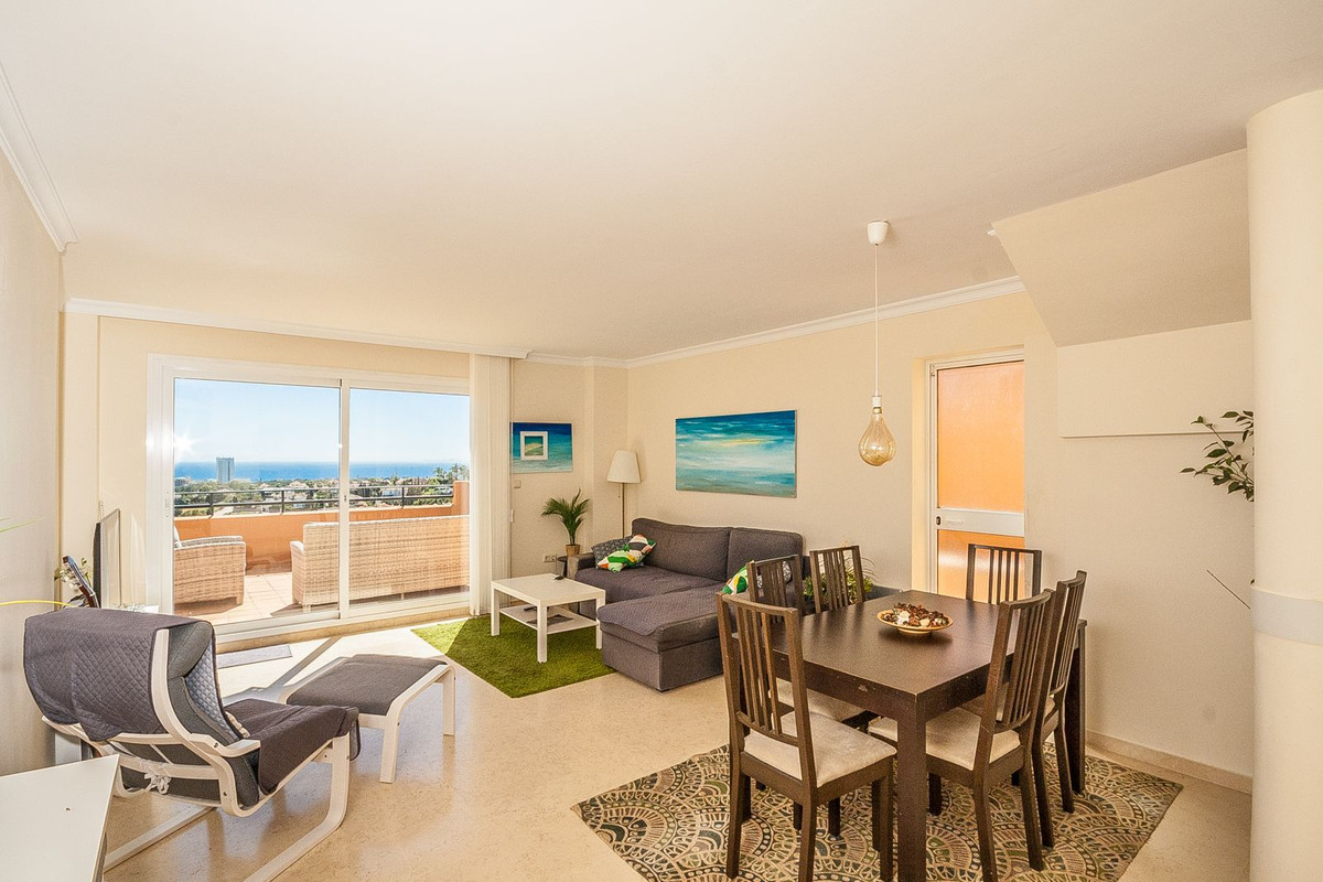 Penthouse te koop in Elviria | 2 slaapkamers H5361754