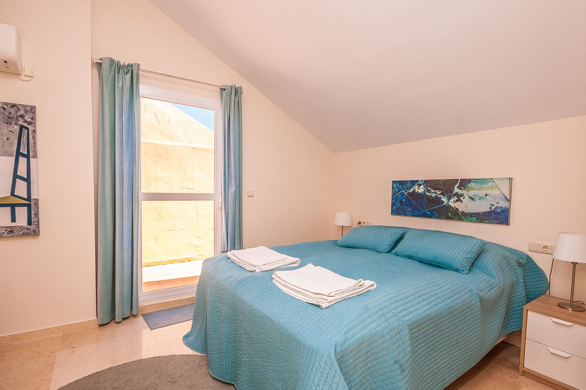 Penthouse te koop in Elviria | 2 slaapkamers H5361754