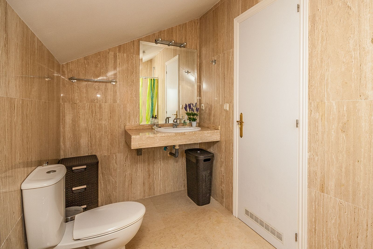 Penthouse te koop in Elviria | 2 slaapkamers H5361754