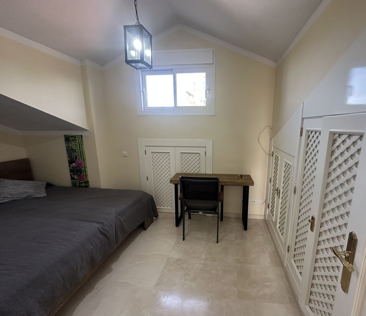 Appartement te koop in Elviria | 3 slaapkamers H5365231