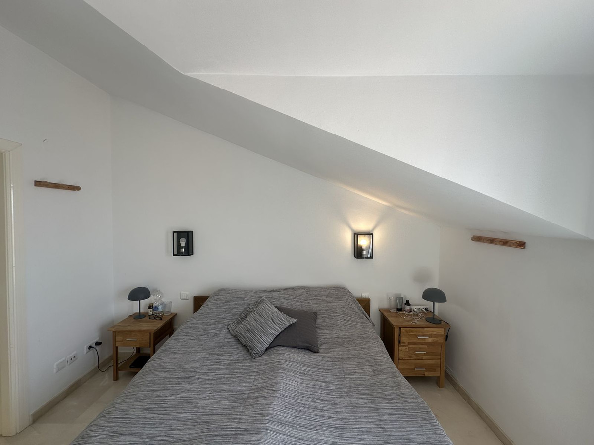 Appartement te koop in Elviria | 3 slaapkamers H5365231