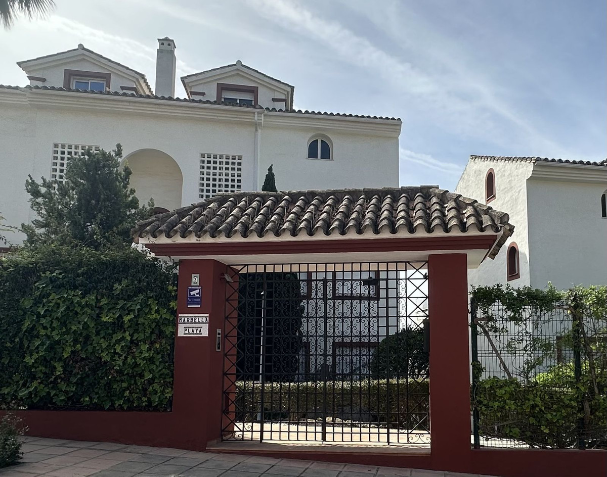 Appartement te koop in Elviria | 3 slaapkamers H5365231