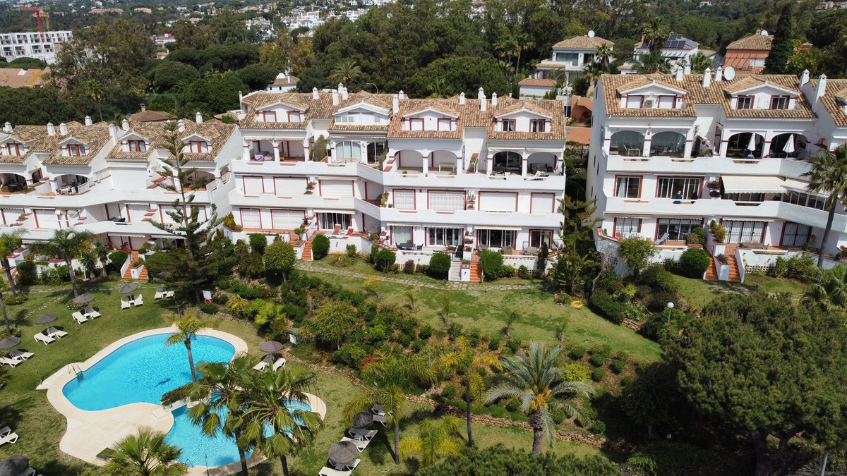 Appartement te koop in Elviria | 3 slaapkamers H5365231