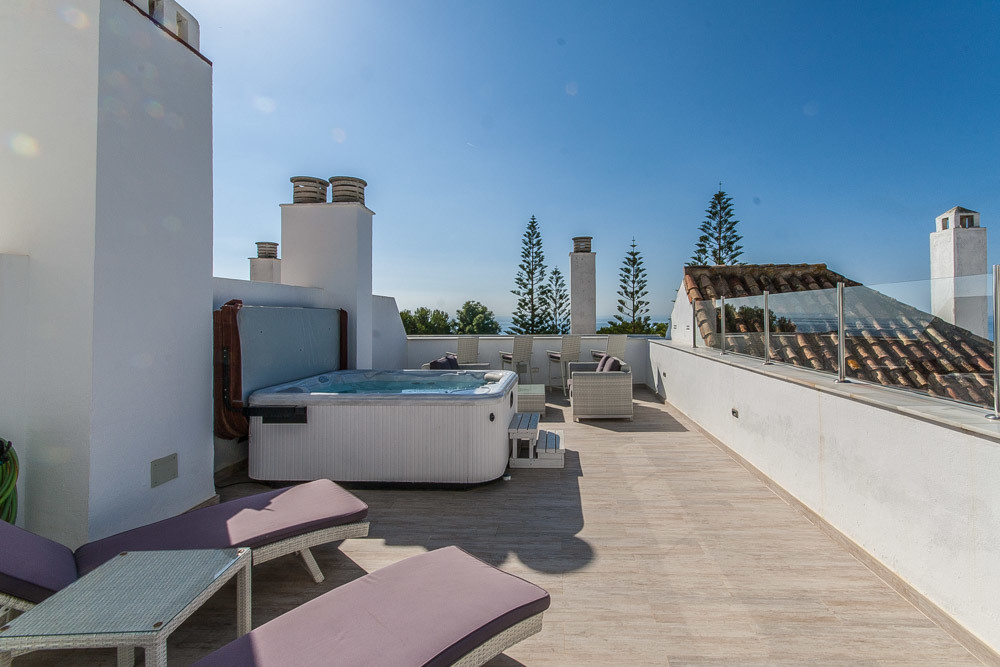 Penthouse te koop in Elviria | 4 slaapkamers H5366002