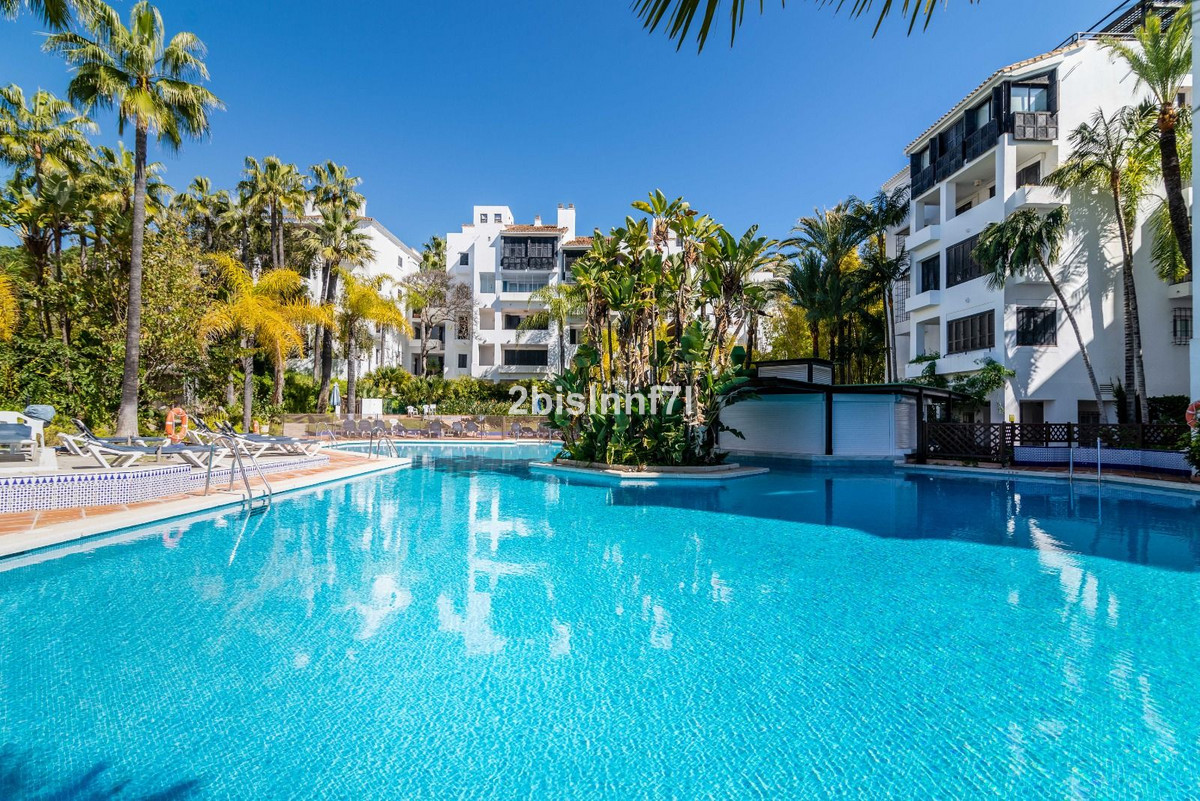 Appartement te koop in Elviria | 3 slaapkamers H5366173