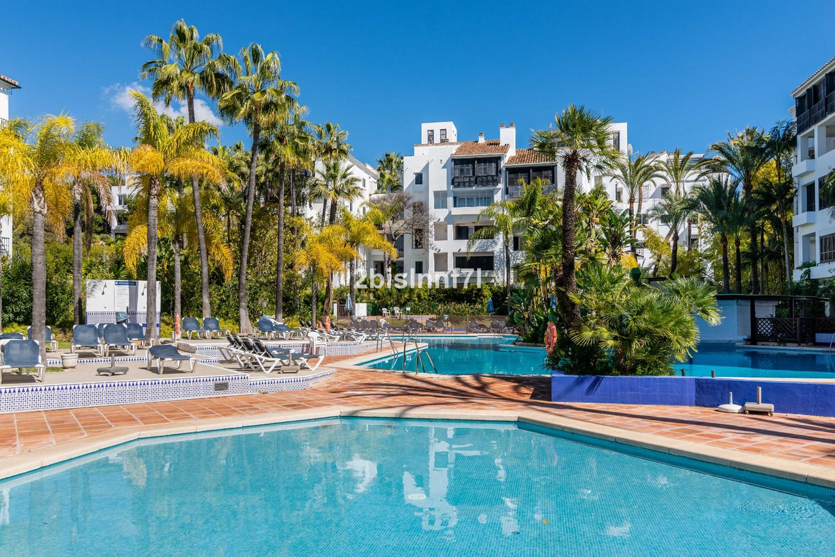 Appartement te koop in Elviria | 3 slaapkamers H5366173