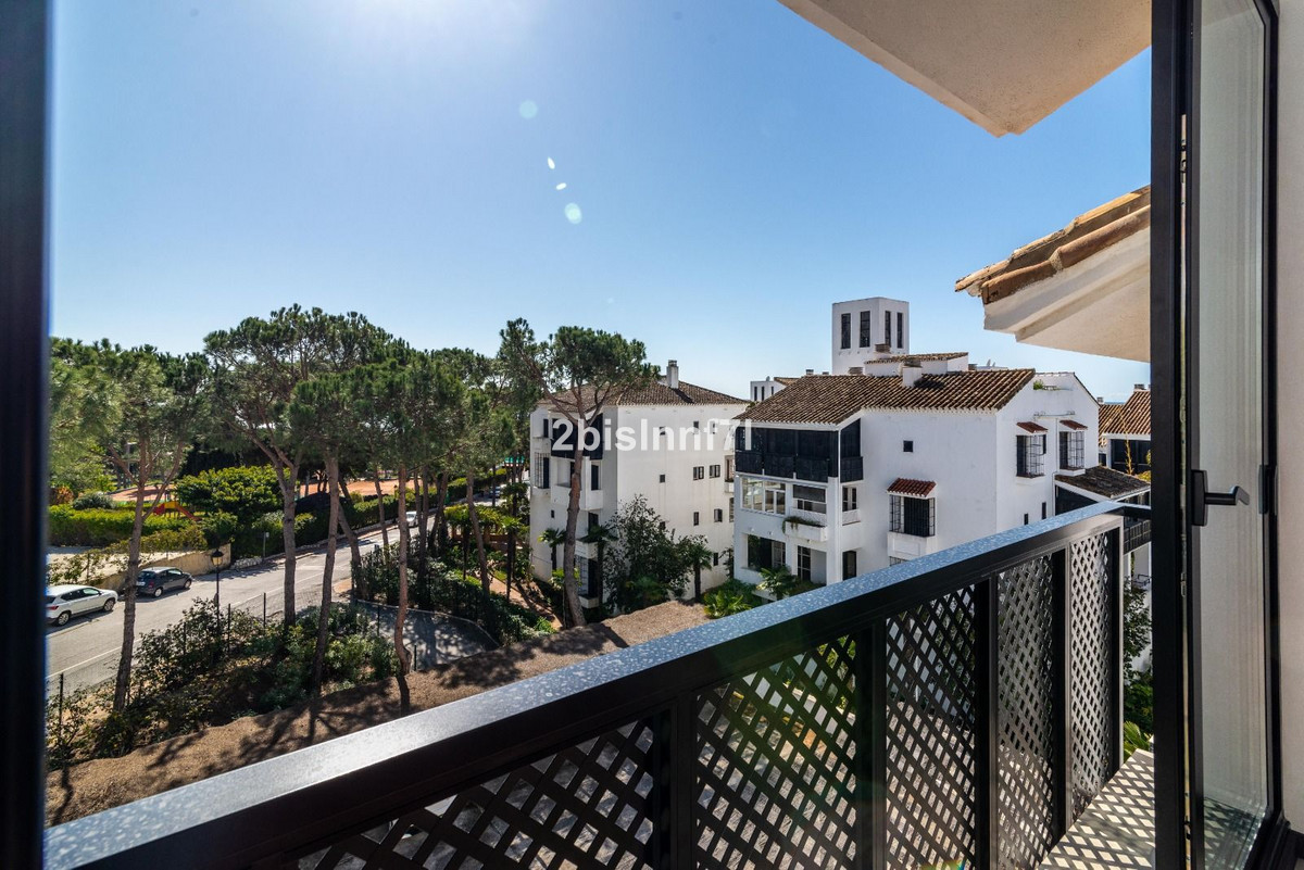 Appartement te koop in Elviria | 3 slaapkamers H5366173
