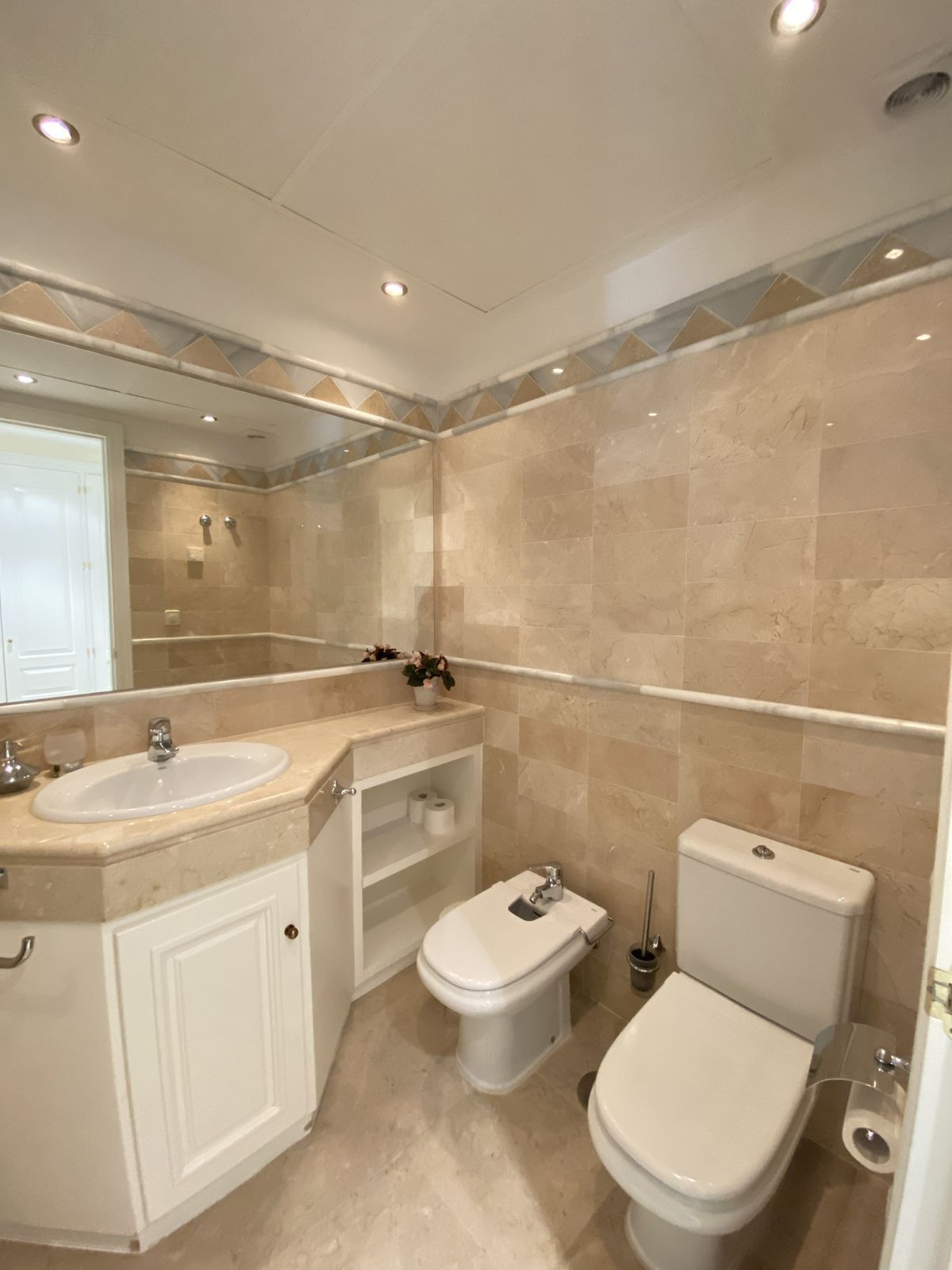 Appartement te koop in Elviria | 3 slaapkamers H5366656