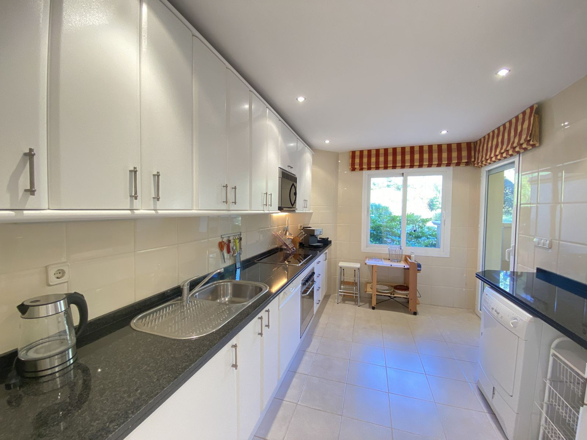 Appartement te koop in Elviria | 3 slaapkamers H5366656