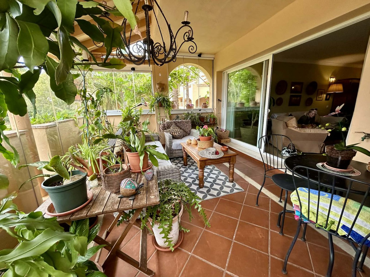 Appartement te koop in Elviria | 2 slaapkamers H5367124