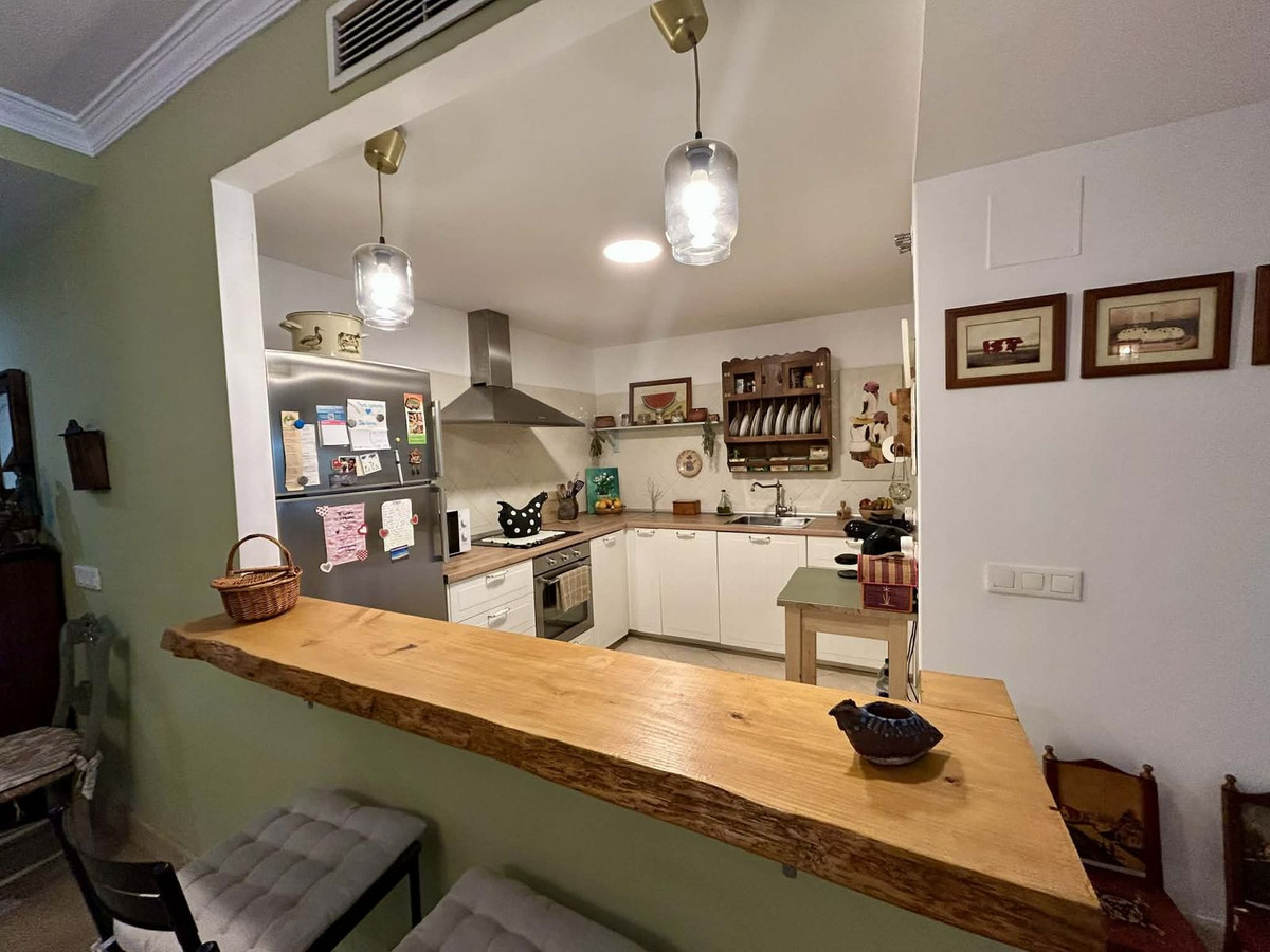 Appartement te koop in Elviria | 2 slaapkamers H5367124