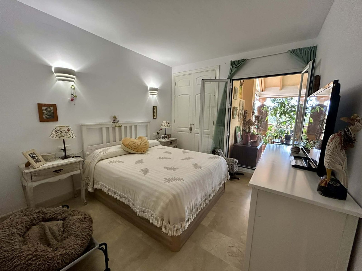 Appartement te koop in Elviria | 2 slaapkamers H5367124