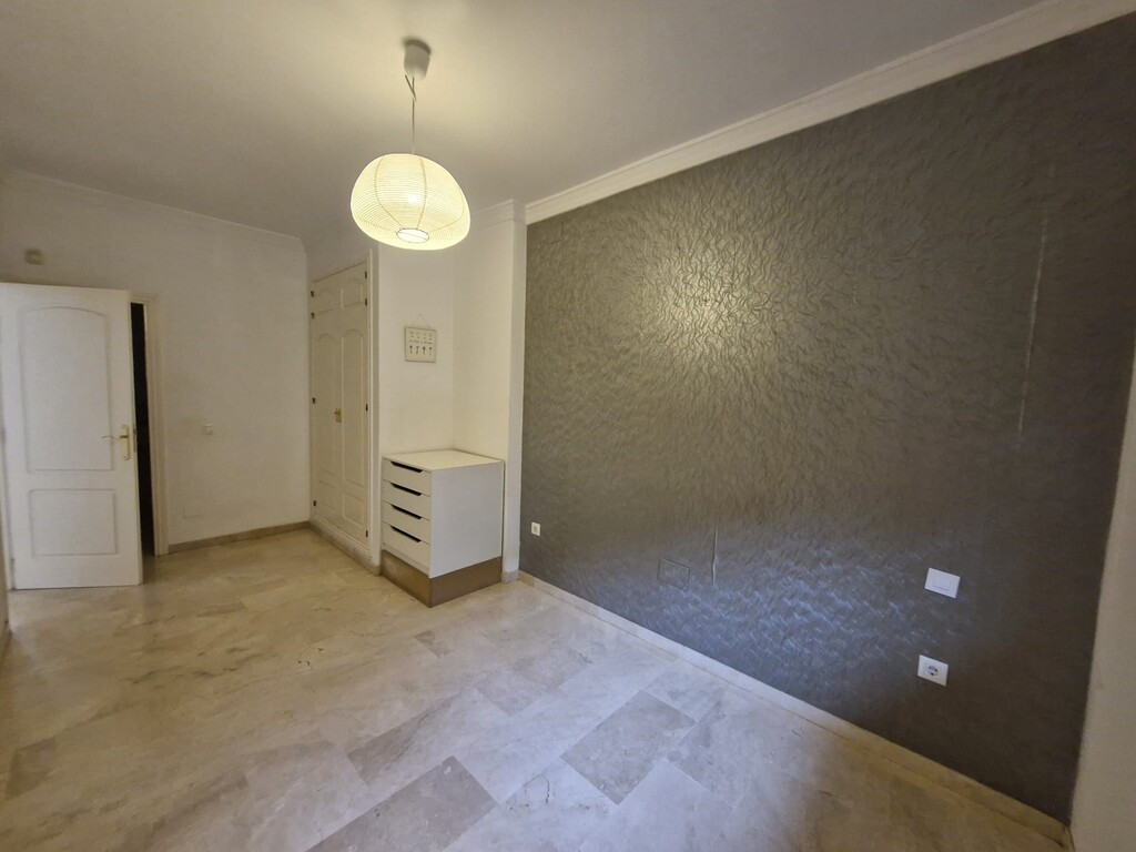 Appartement te koop in Elviria | 2 slaapkamers H5367439