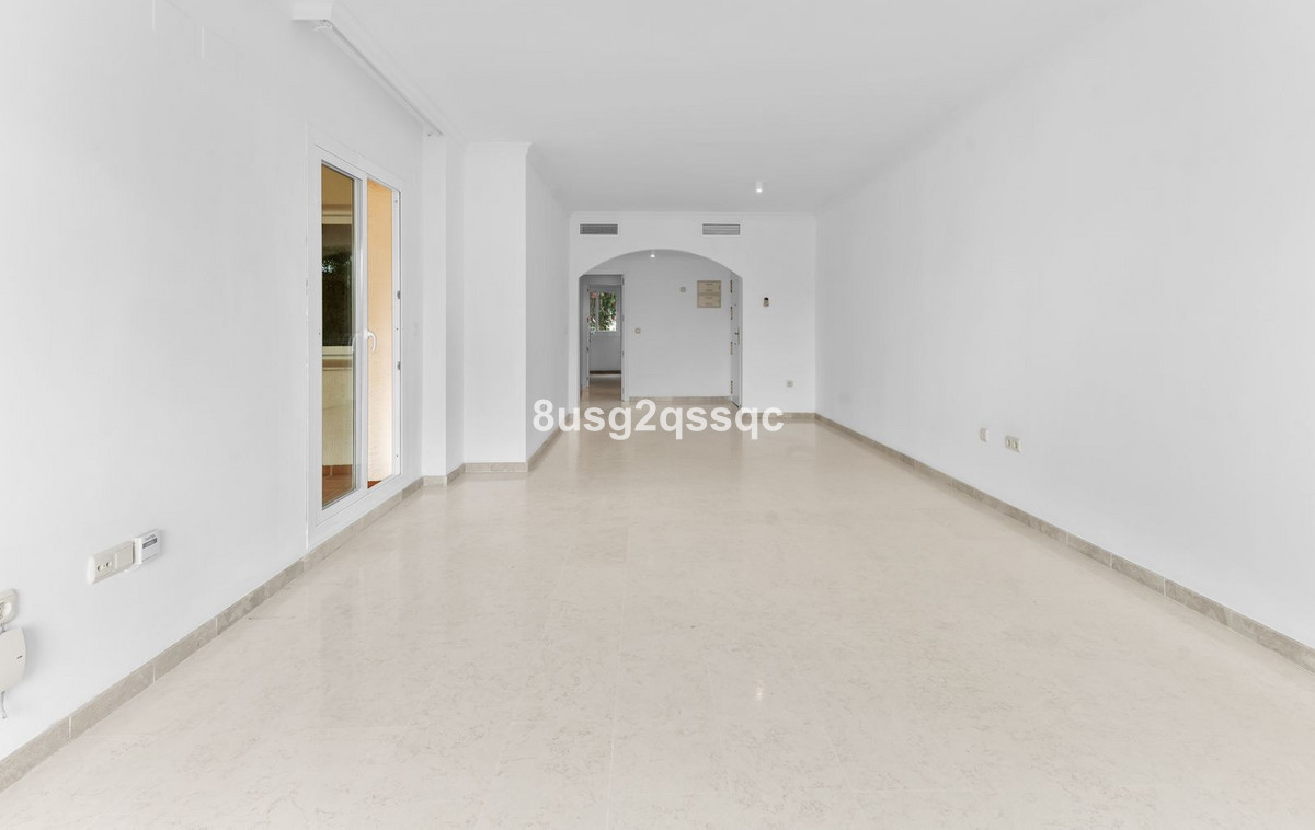 Appartement te koop in Elviria | 3 slaapkamers H5378707