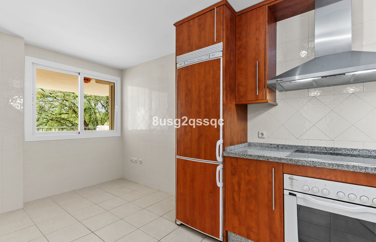 Appartement te koop in Elviria | 3 slaapkamers H5378707