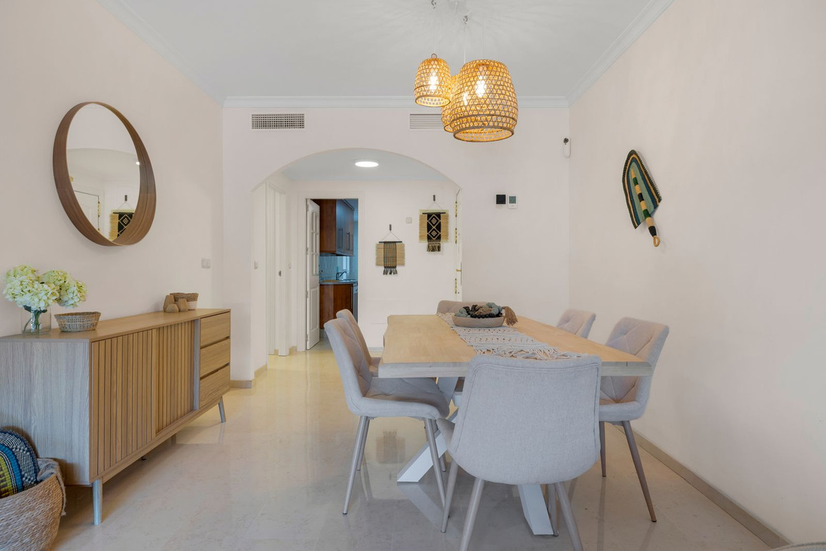 Appartement te koop in Elviria | 2 slaapkamers H5379007
