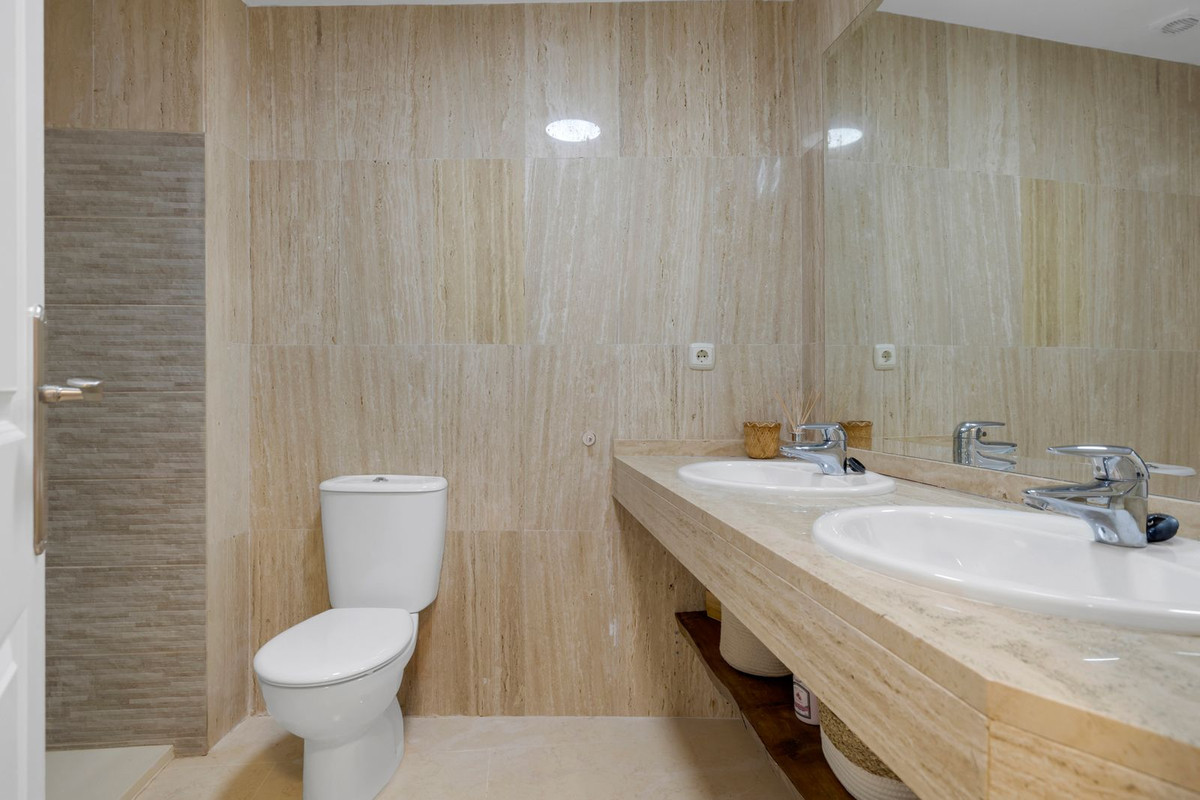 Appartement te koop in Elviria | 2 slaapkamers H5379007