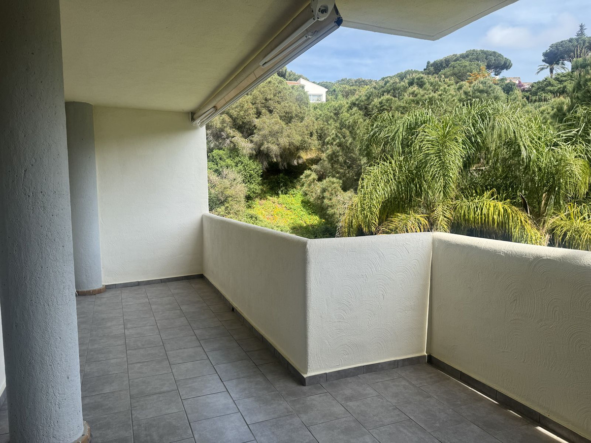 Appartement te koop in Elviria | 2 slaapkamers H5380015