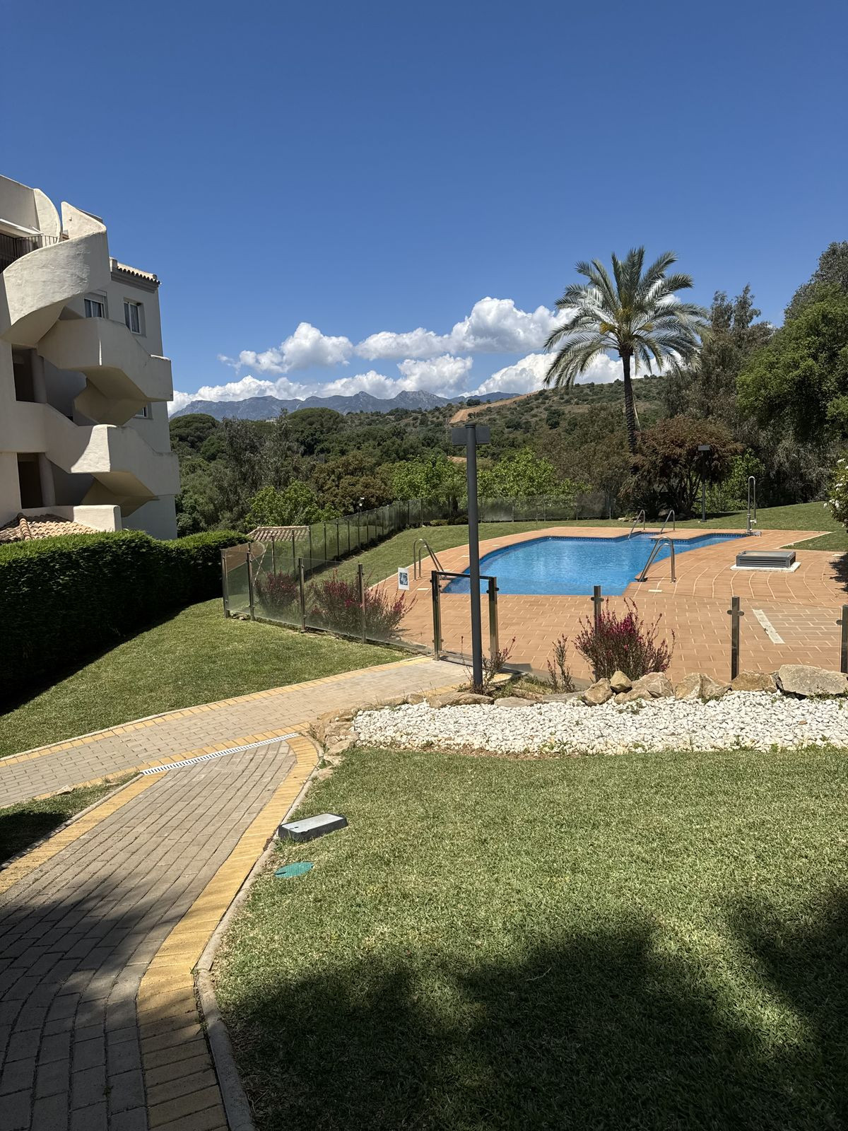 Appartement te koop in Elviria | 2 slaapkamers H5380015