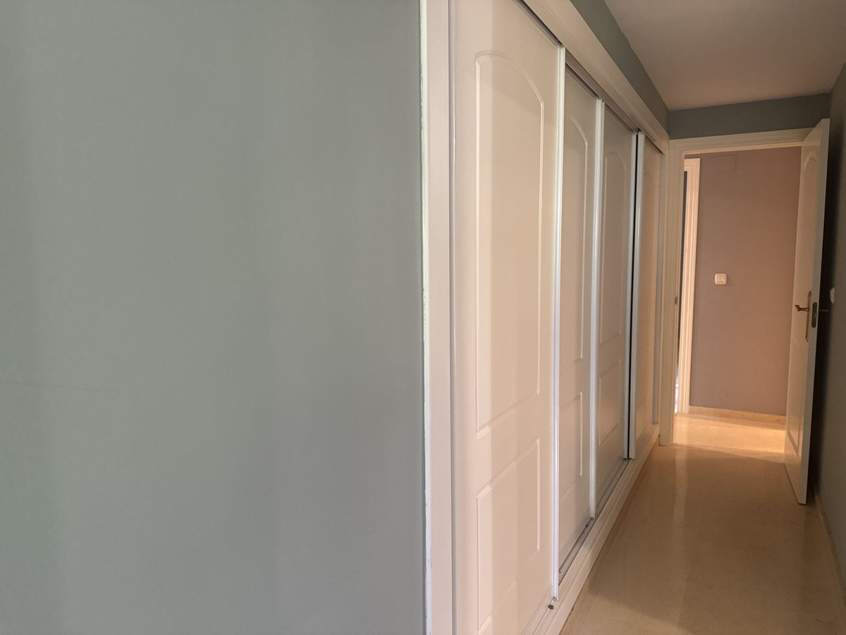Appartement te koop in Elviria | 2 slaapkamers H5380015