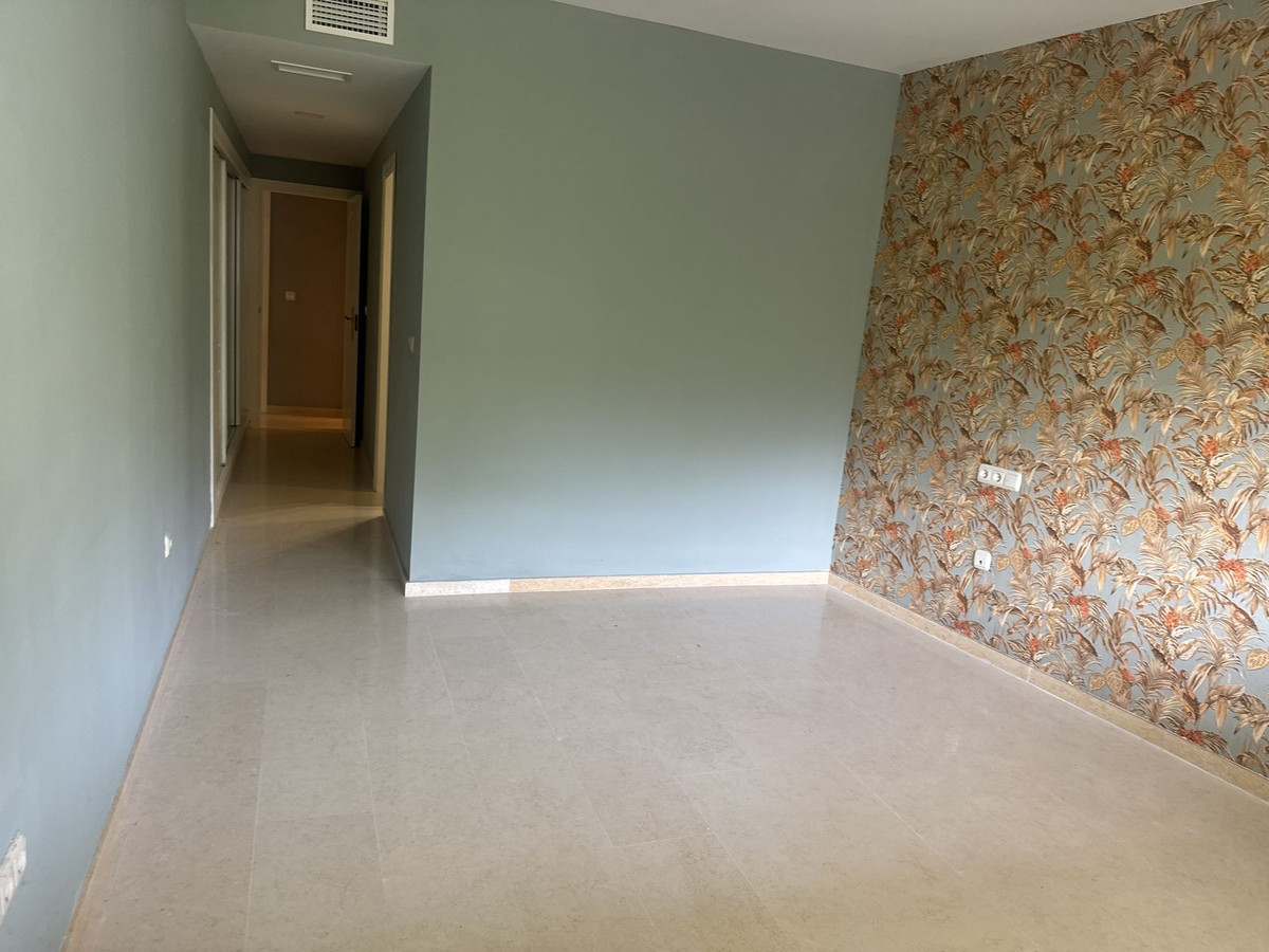Appartement te koop in Elviria | 2 slaapkamers H5380015