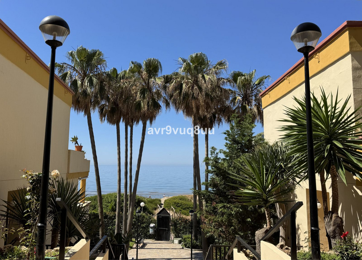 Appartement te koop in Elviria | 0 slaapkamers H5389531