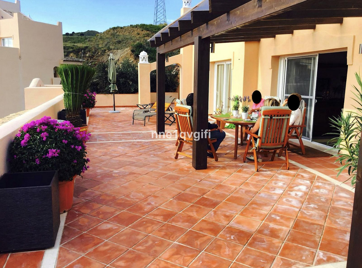 Penthouse te koop in Elviria | 3 slaapkamers H5394994
