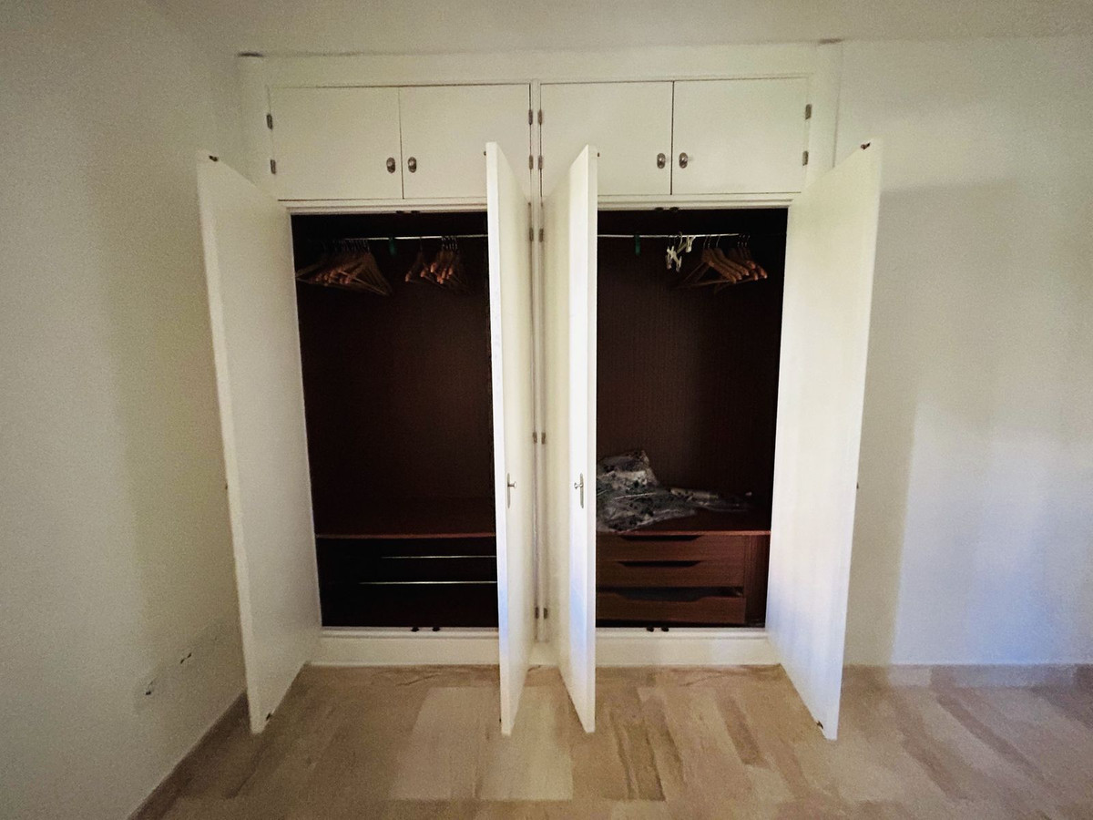 Appartement te koop in Elviria | 2 slaapkamers H5406424