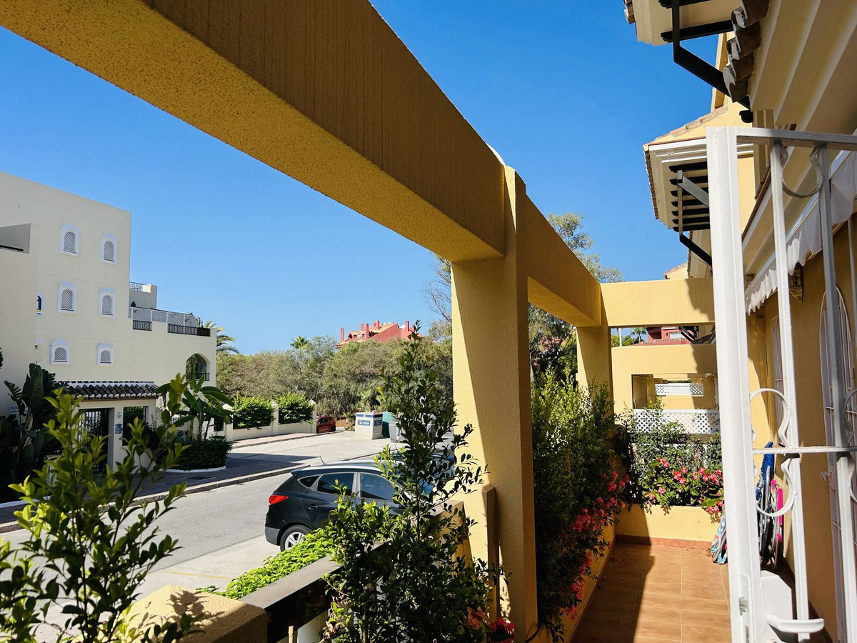 Appartement te koop in Elviria | 2 slaapkamers H5406424