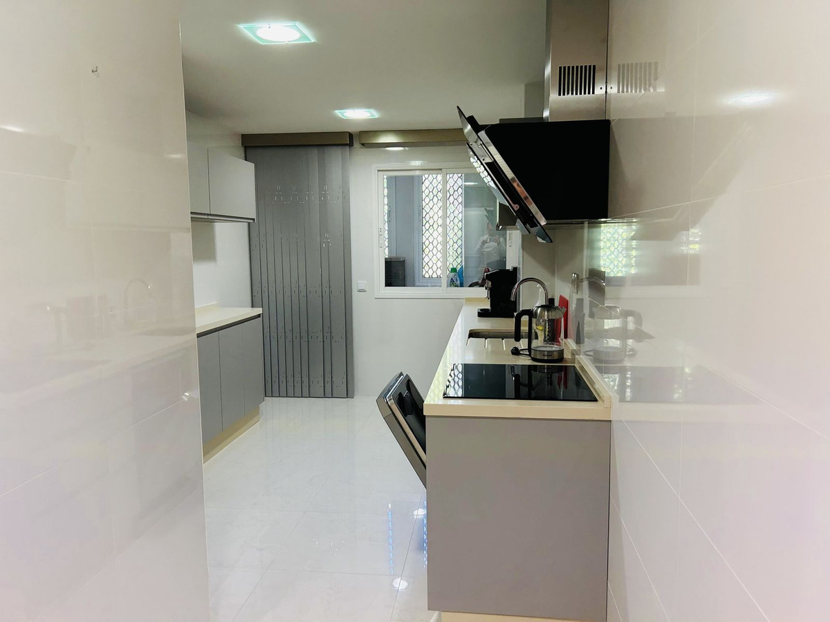 Appartement te koop in Elviria | 2 slaapkamers H5406424